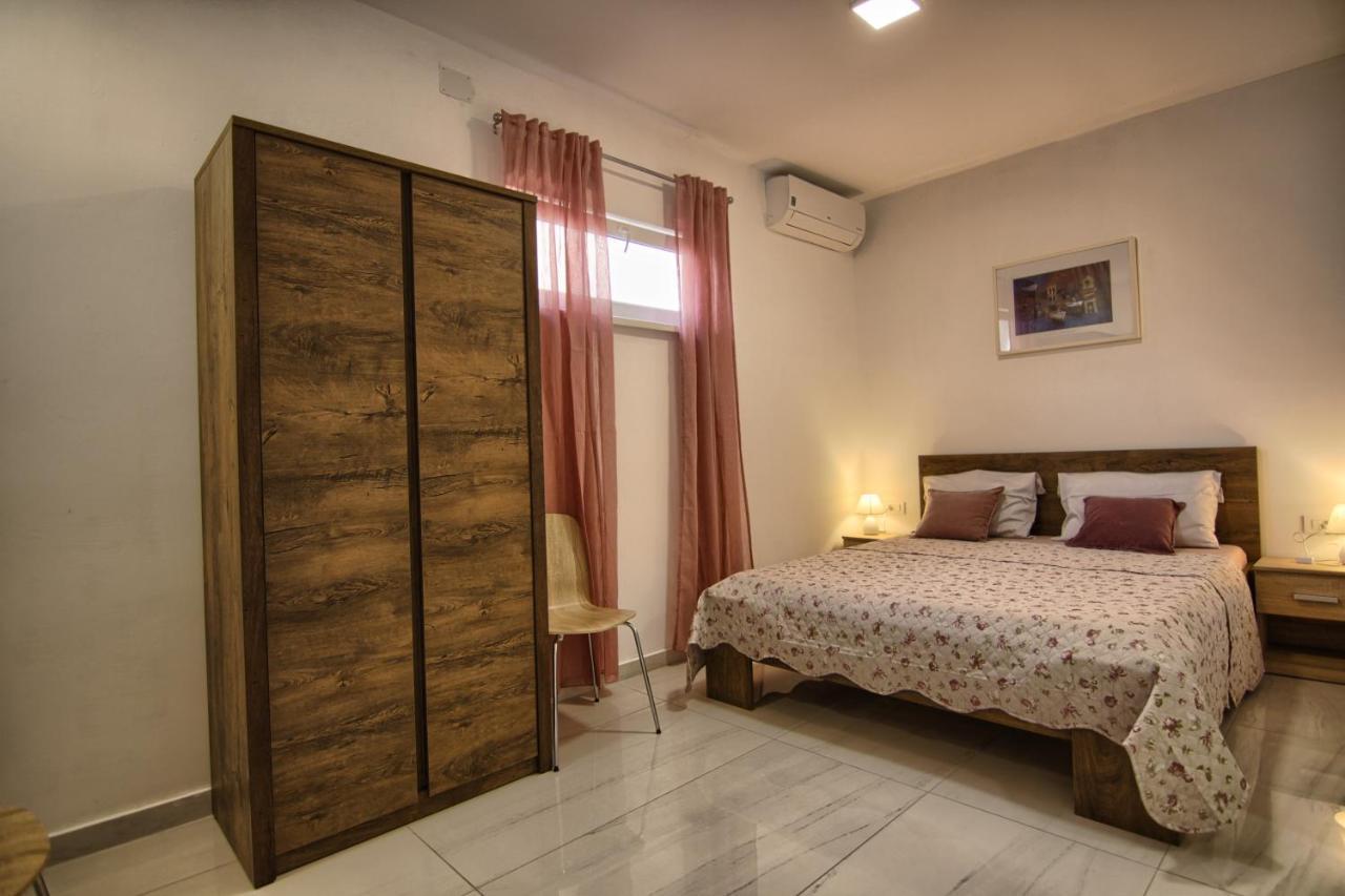 Rooms Dragica Pakoštane Екстериор снимка
